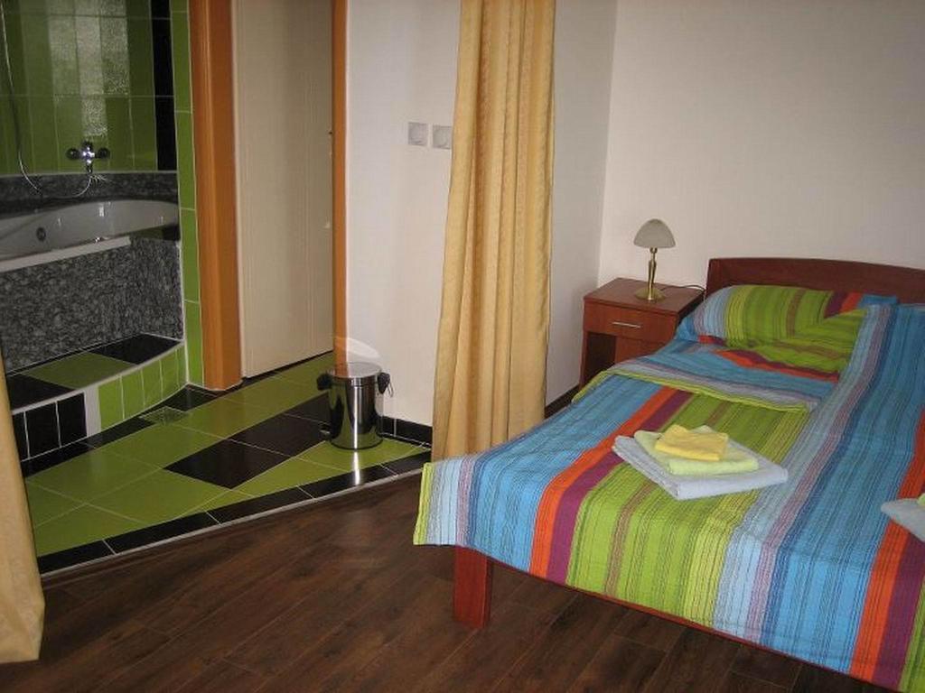 Bazeni Baikal Hotel Topola Ruang foto